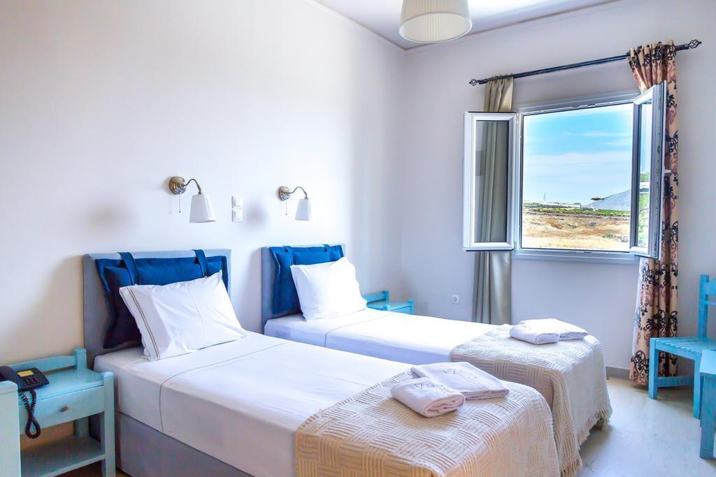 Zorbas Hotel Santorini Пиргос Номер фото